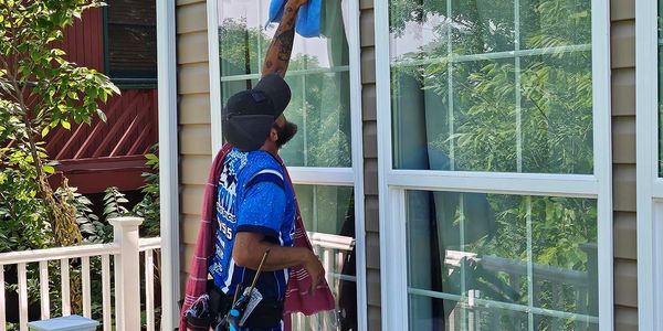 Residential Window Cleaning in Lake of the Ozarks, Missouri area