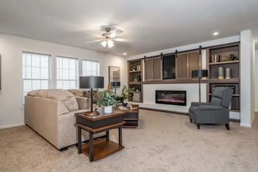 Front porch and entryway of a featured modular home builders in fort wayne.