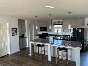 Trusted manufactured home dealer—Fahl Homes earns top Indiana reviews.