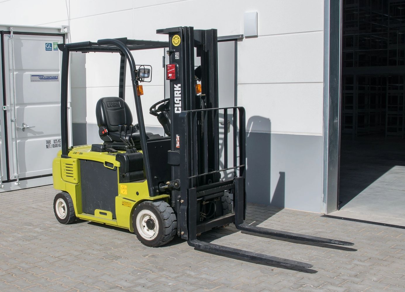 Fork lift truck training