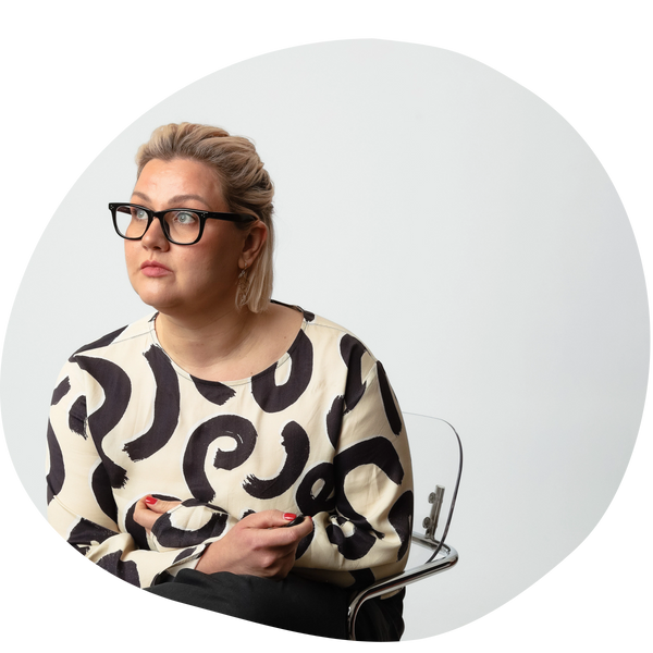 Tanya Sennikova, tech career coach based in Berlin, colour portrait
