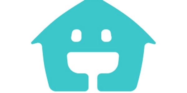 Blue house-shaped plug icon with a friendly face.