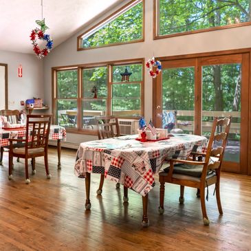 The communal dining spare at Life of Riley Oaks Senior Care facility in Traverse City