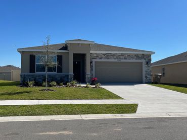 3 bed 2 bath 2 car 1971 sqft SOLD