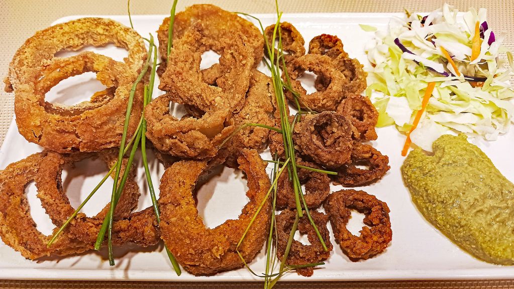 Baked Rosemary Cracker Coated Onions Fennel and Leeks