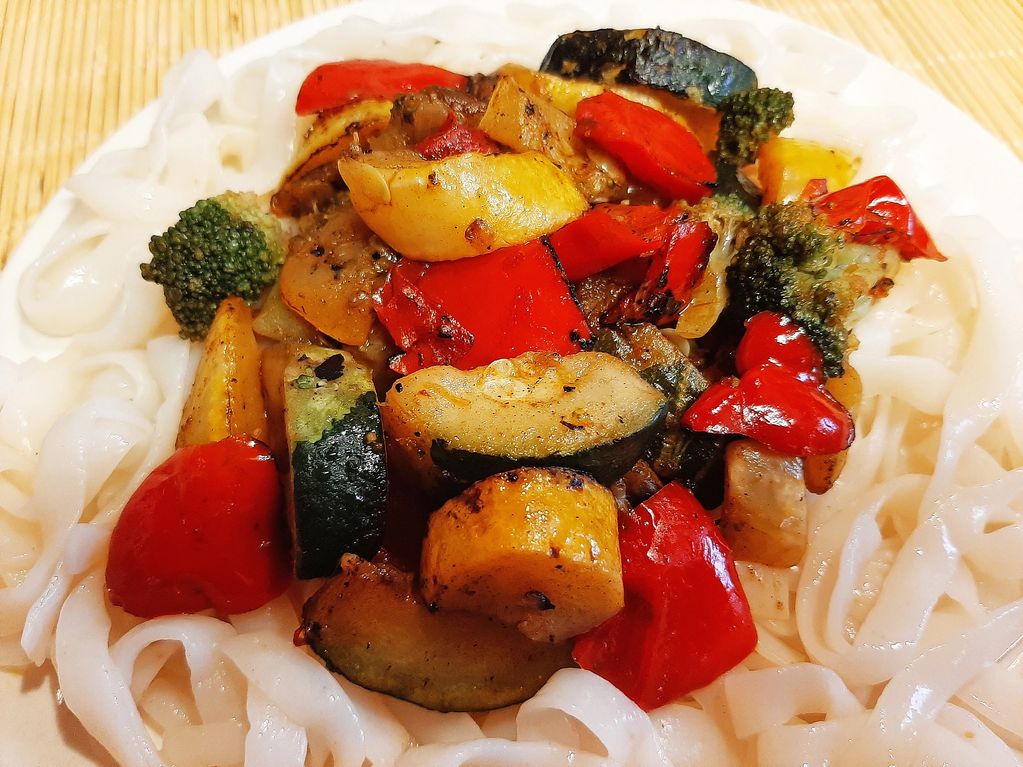 Fire Roasted Primavera Mistura and Fettuccine Pasta