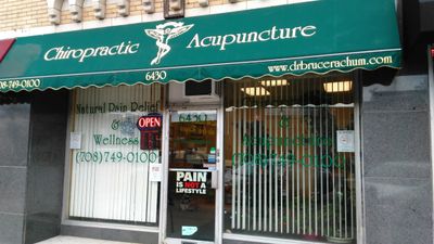 Chiropractic Acupuncture Pain Clinic in Berwyn, IL