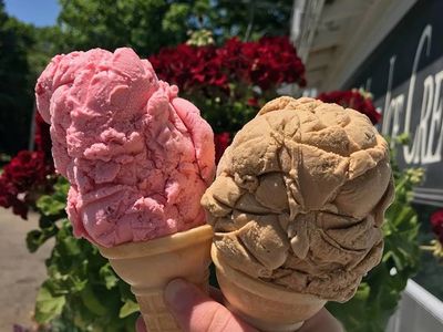 A Vegan Strawberry and a Vegan Coffee ice cream cone.