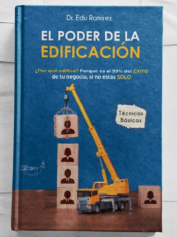 Libro enfocado en aprender con guía y técnica el hablar bien de las demás personas.
