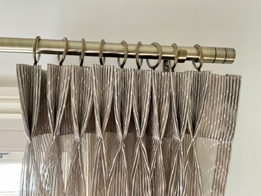 voile double pleat with translucent buckram