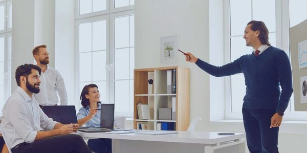 Bon salaire, avantages sociaux, environnement de travail agréable, culture d'entreprise inclusive.
