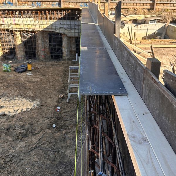 Capping beam basement