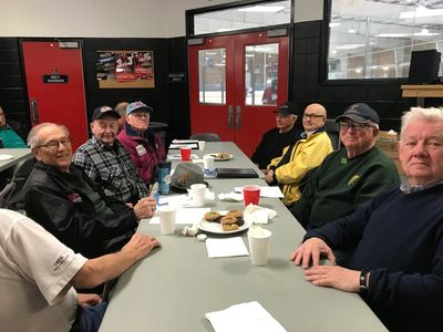 Group 3/4 Table with Vintage Alumni