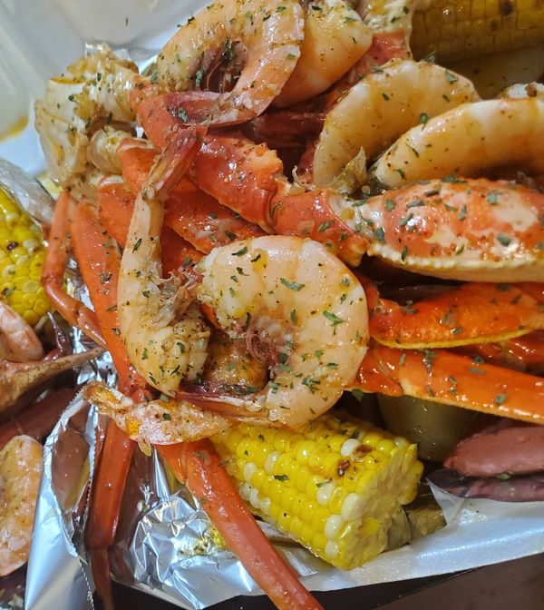 smoked, bbq, atlanta best bbq, atlanta ga seafood, shrimp, crabs, crablegs, seafood lovers, crabs