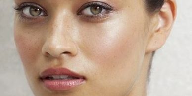 moisture quench - glowy skin finish
