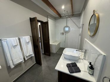 Room 5 Bathroom - Queen Bed, Shower only