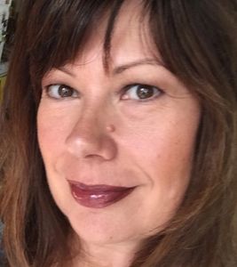 Holly Borelli, Makeup Artist and Body Bronzing Technician