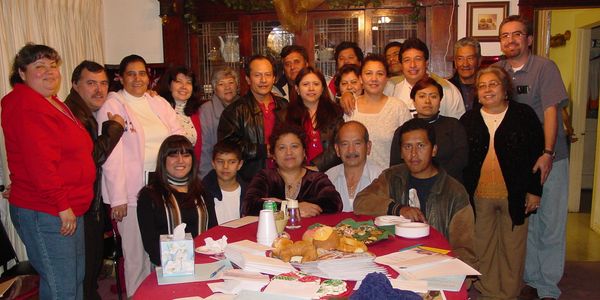 En las reuniones se delega la participación del grupo dentro de la Iglesia de Santa Cecilia