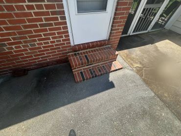 Small brick steps after repointing, Richmond VA – after