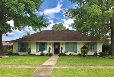 June 2021
835 Shady Glen