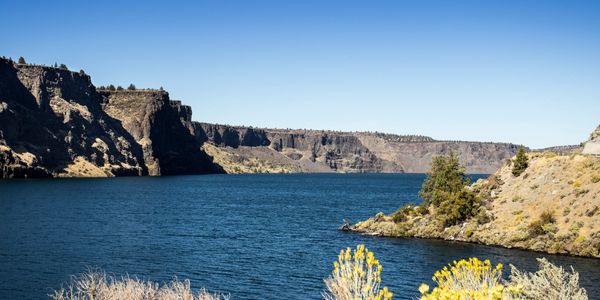 "Lake Billy Chinook, Oregon" by Bonnie Moreland (free images) is marked with Public Domain Mark 1.0.