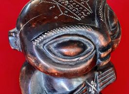 Tikar Pigmy Statuette