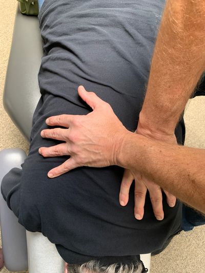 Sebastopol Chiropractor massage Alignment low back pain neck pain headache natural drug free art