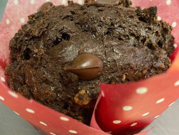 Chocolate Chip Muffins at Harvard St. Bakery & Cafe