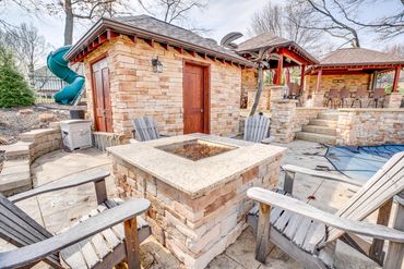 Wexford Outdoor Living (Photos courtesy of Flyover Properties)