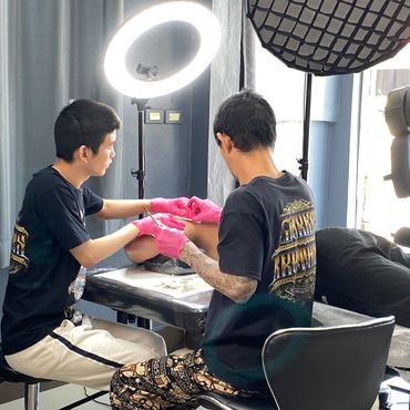 Bamboo Tattoo Phuket, Tattoo Studio, tattoo Session
