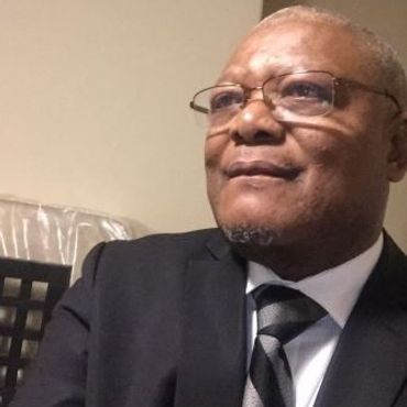 Ancient président de la Communauté congolaise à Ottawa - Gatineau (M. Faustin Tshishimbi - 2003 à 20