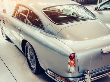 classic car Aston martin for sale