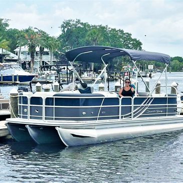 Pontoon Boat we use for scalloping tours in the Crystal River and Homosassa Florida area.