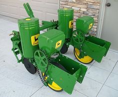 71 planter john deere 2 row