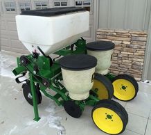 john deere 71 planter 2 row