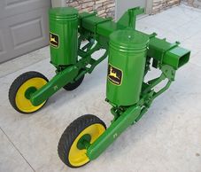 2 row planter john deere 71