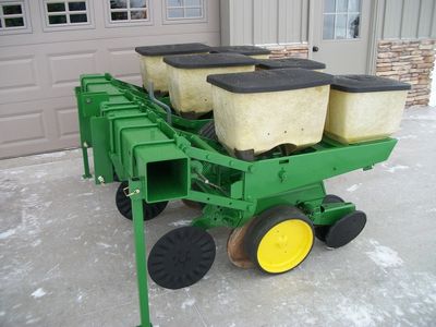 3 row john deere 7100 planter