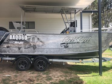 Custom Boat Wrap