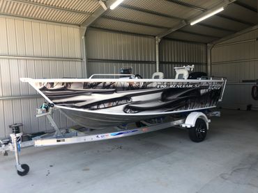 Custom Boat Wrap