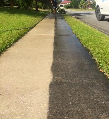 sidewalk surface pressure washing