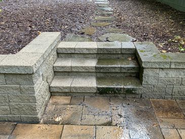 Picture of before and after preassure washing services completed by Your Outdoor Helper LLC.