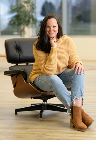 alt="Kelly Start, Certified Life and Health Coach helping clients regain energy and clarity