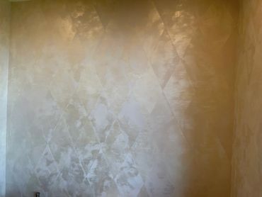 Tone on tone shimmer plaster diamonds