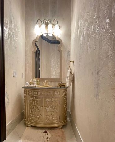 Layered Plaster Powder Bath Walls
