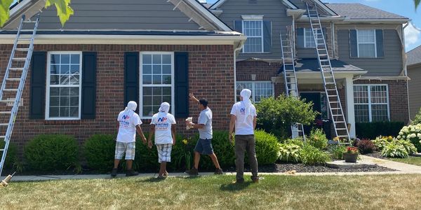 Exterior Painters in commerce michigan with the project manager