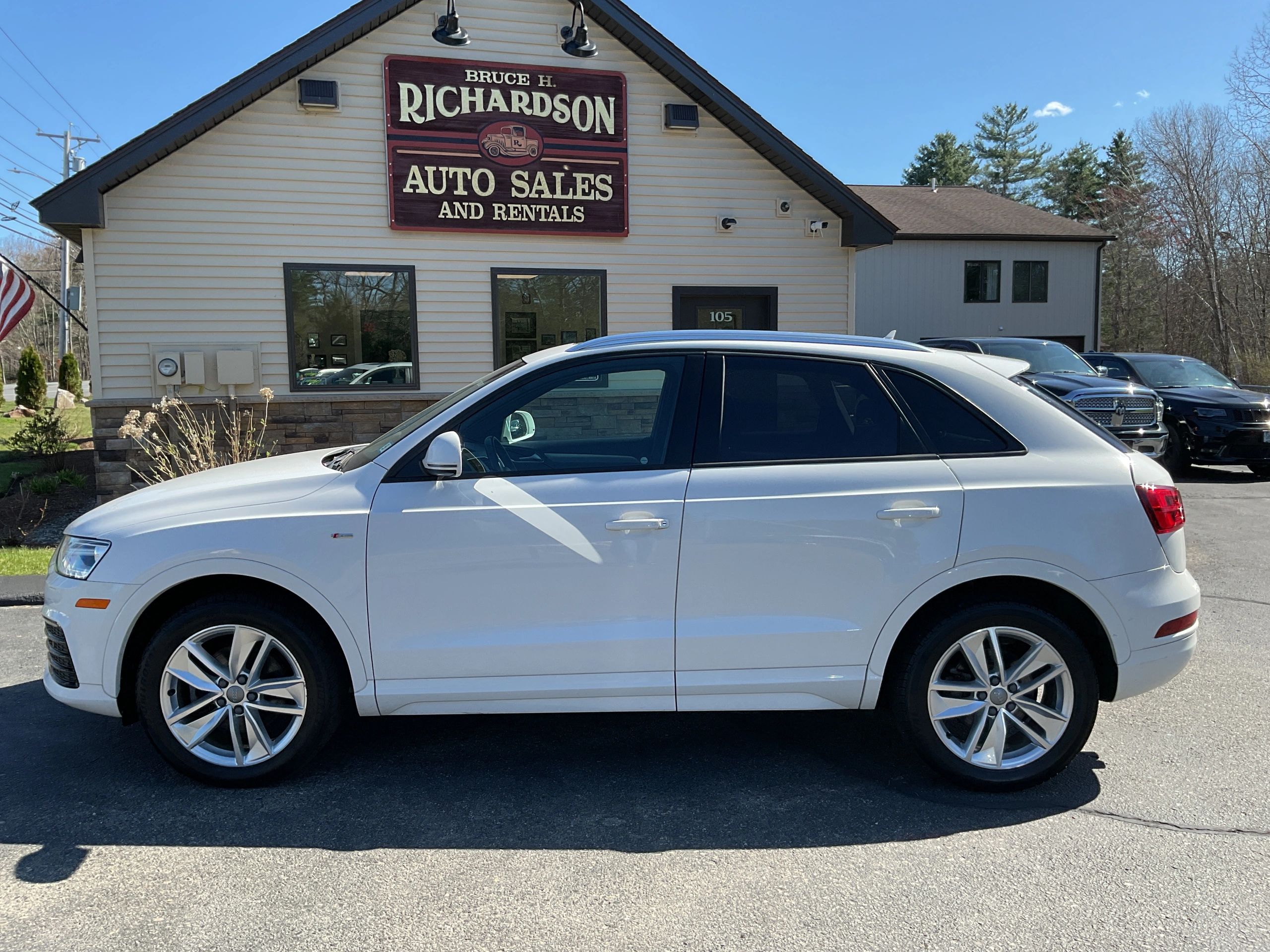 2018 Audi Q3 2.0T Premium quattro's photo