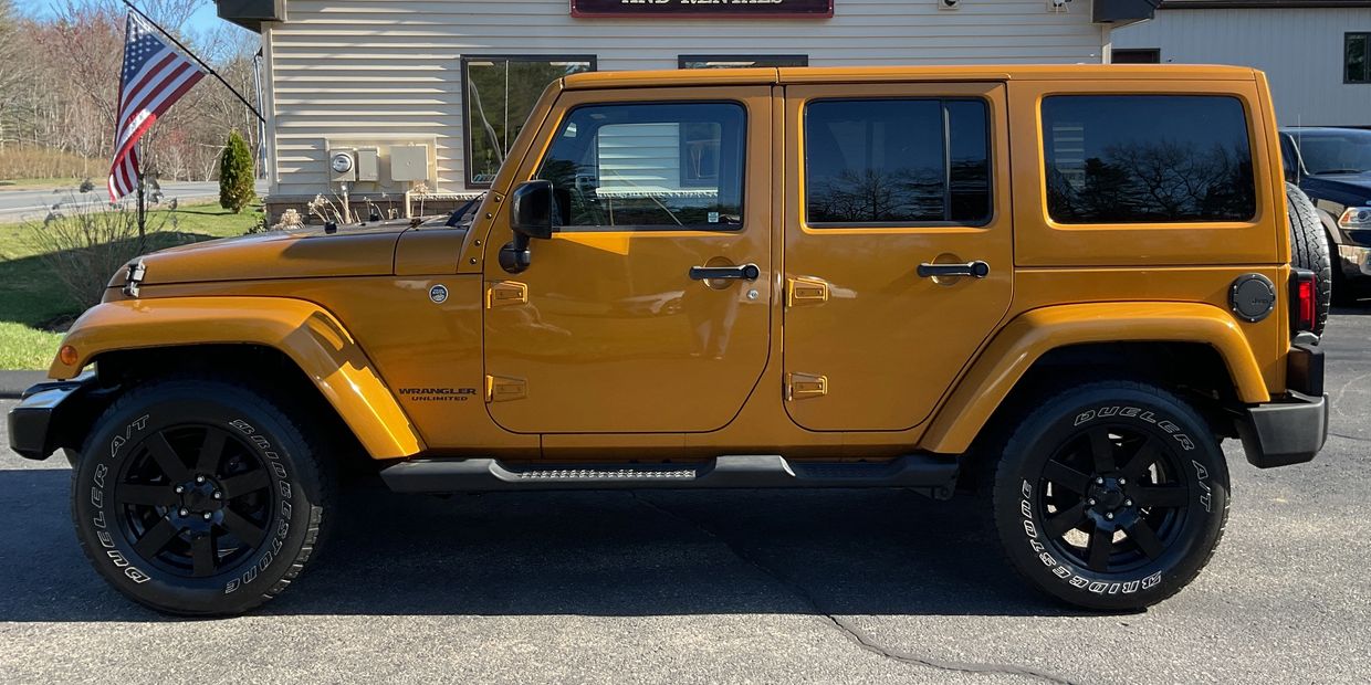 2014 Jeep Wrangler Sahara's photo