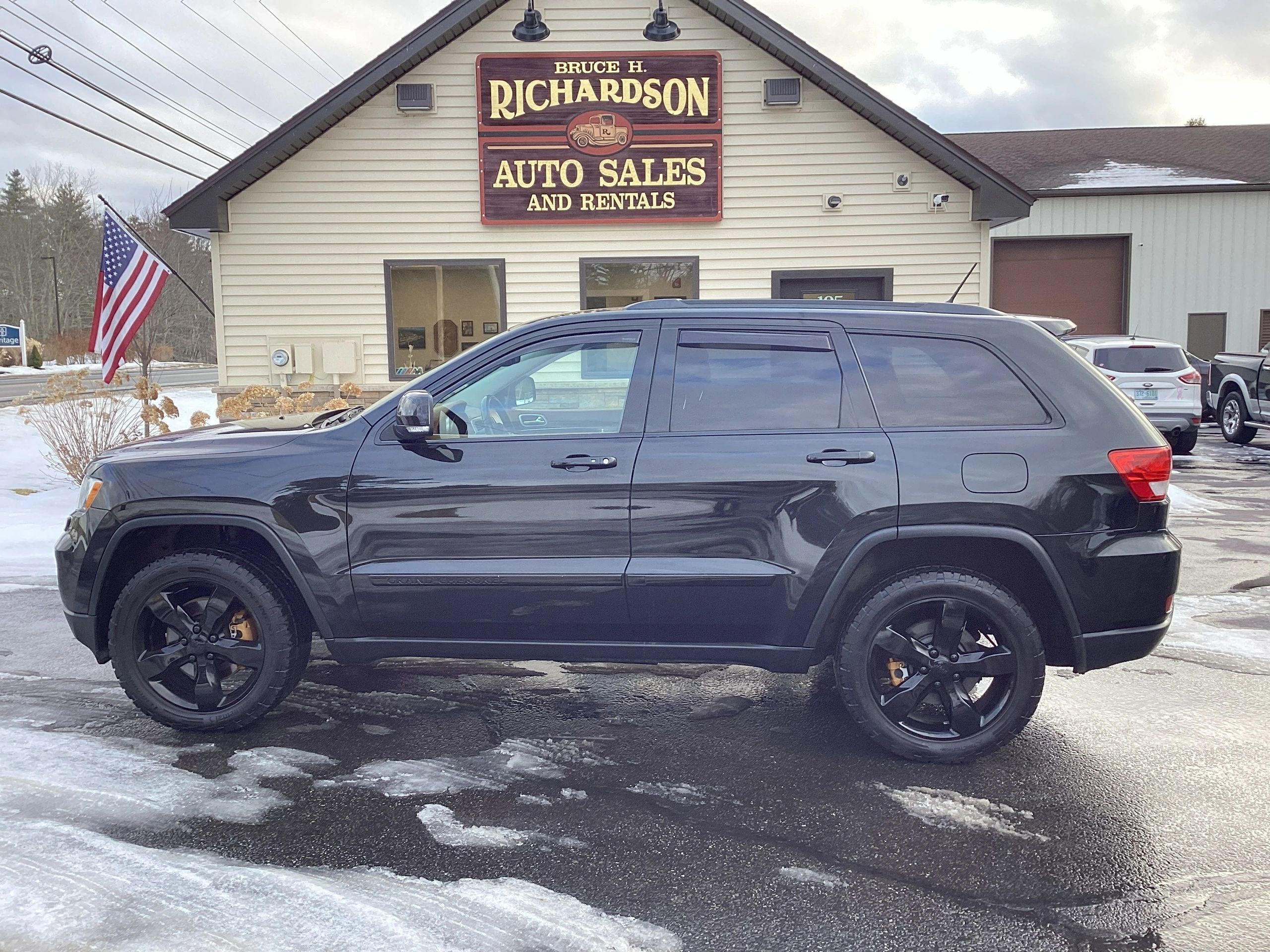 2013 Jeep Grand Cherokee Overland's photo