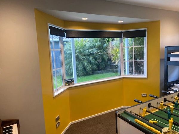 Mustard contrast wall