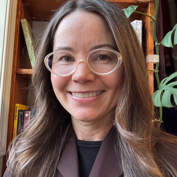 Photograph of Sara.
Engineer in Training.